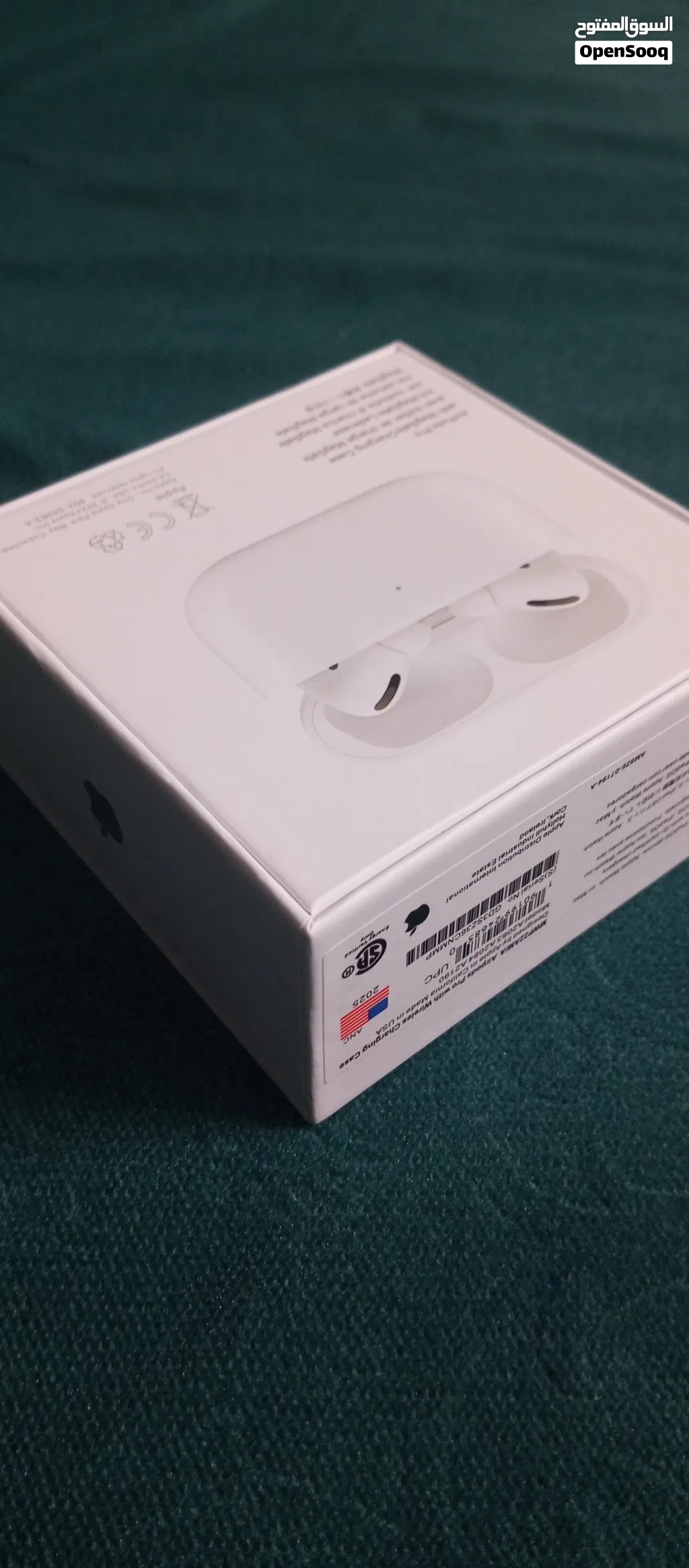 سماعات (الجيل الأول) Apple AirPods Pro - مجددة كل ملحقاتها والكرتونة معها