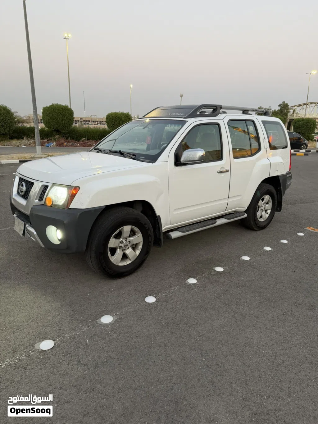 نيسان ⁦X⁩-تيرا ⁦SE⁩