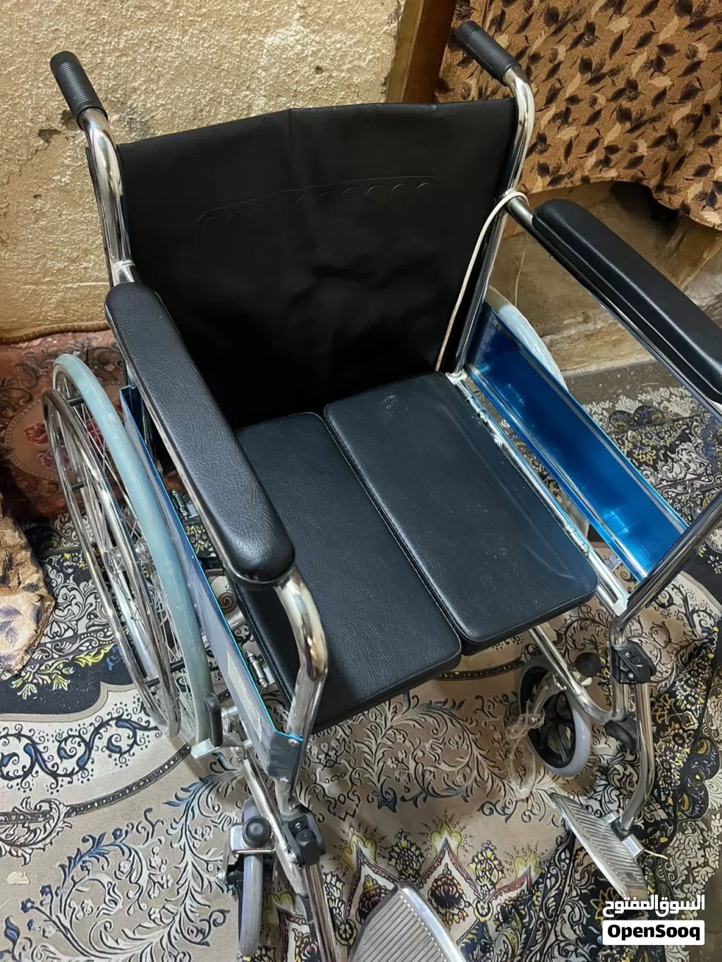عربانه جديده مامستخدمه السعر 140وبيها مجال عنوان البصره وعندي توصيل