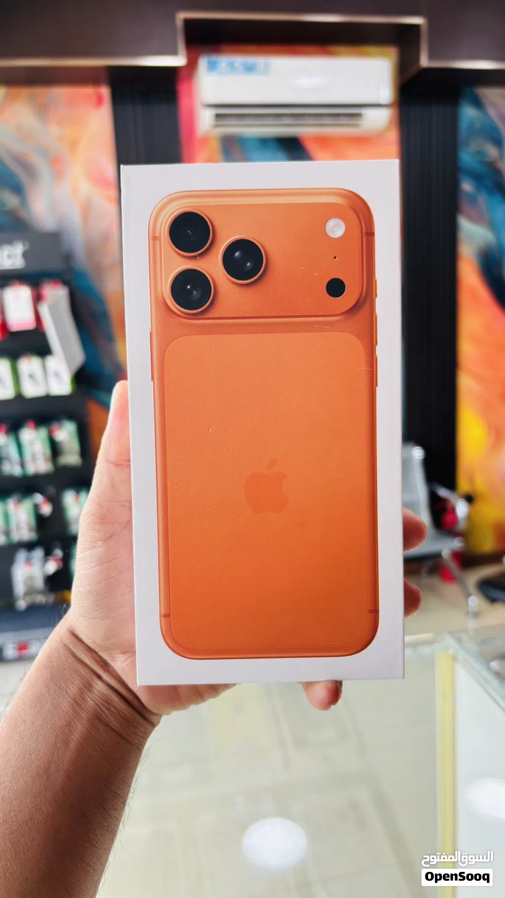 iPhone 17 Pro Max, 256gb Orange Arabic