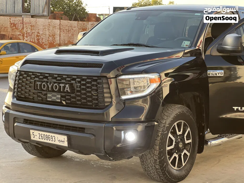 Toyota Tundra Base