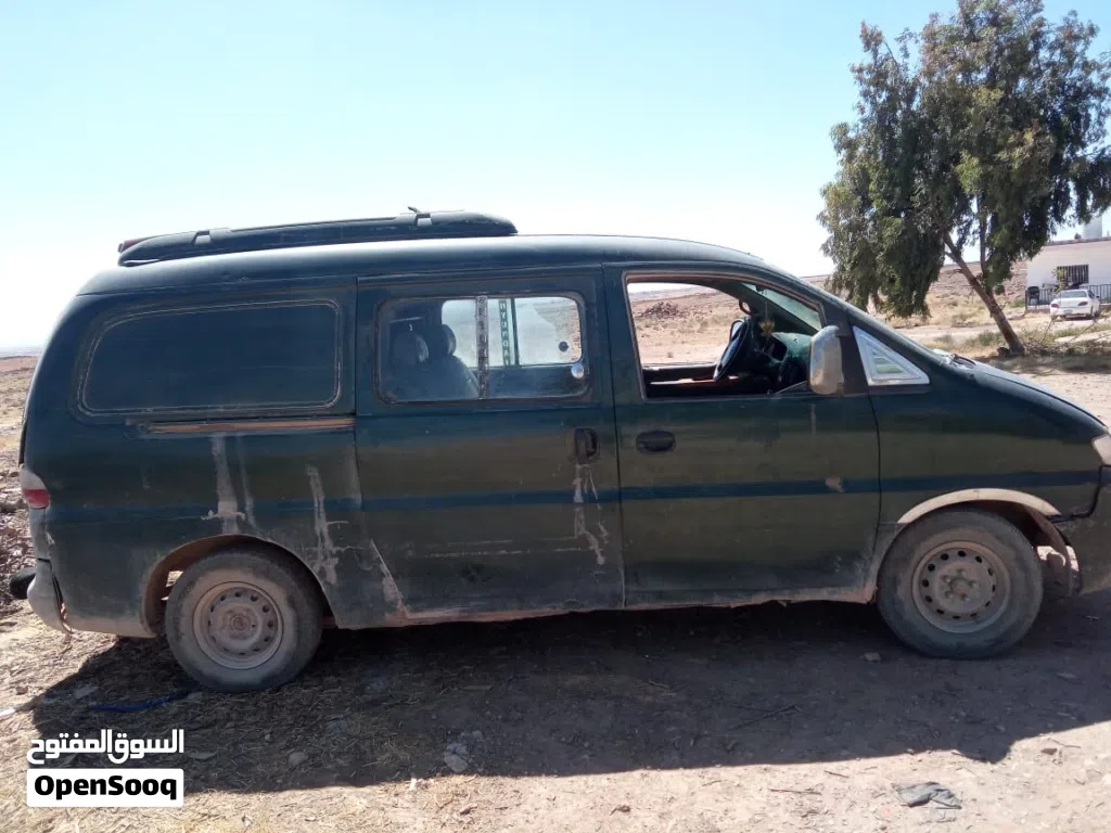 Hyundai H 100