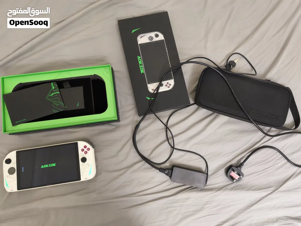 AOKZOE A1 Handheld Console - 1TB