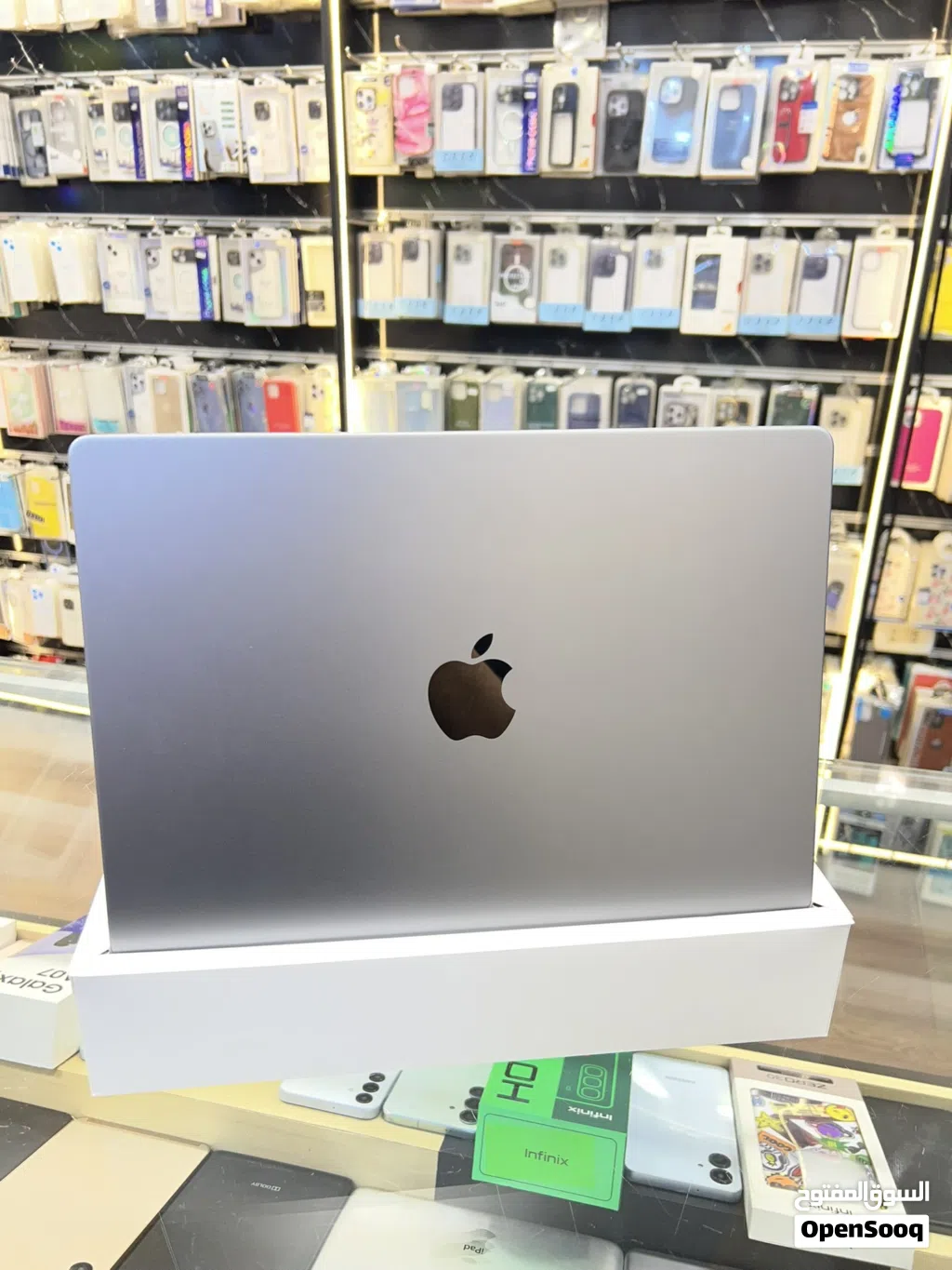 وكااااااااالةMacBook Pro m3 14” مش مستخدم اقراء الوصف لتعرف كل تفاصيلو
