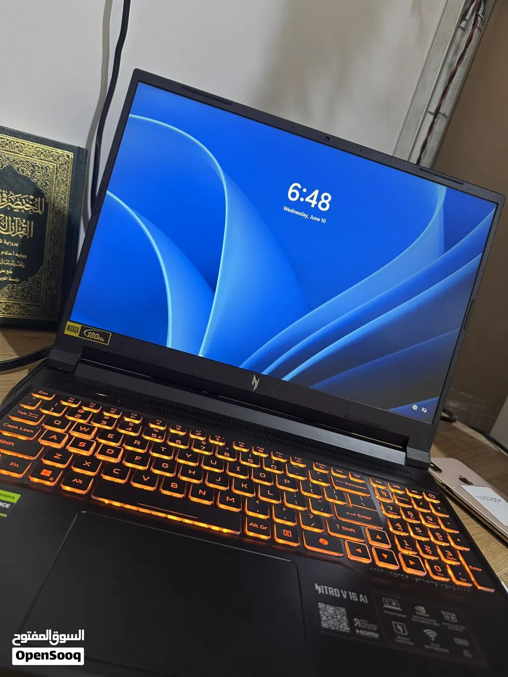 Acer nitro v16 ai RTX 5050 8G