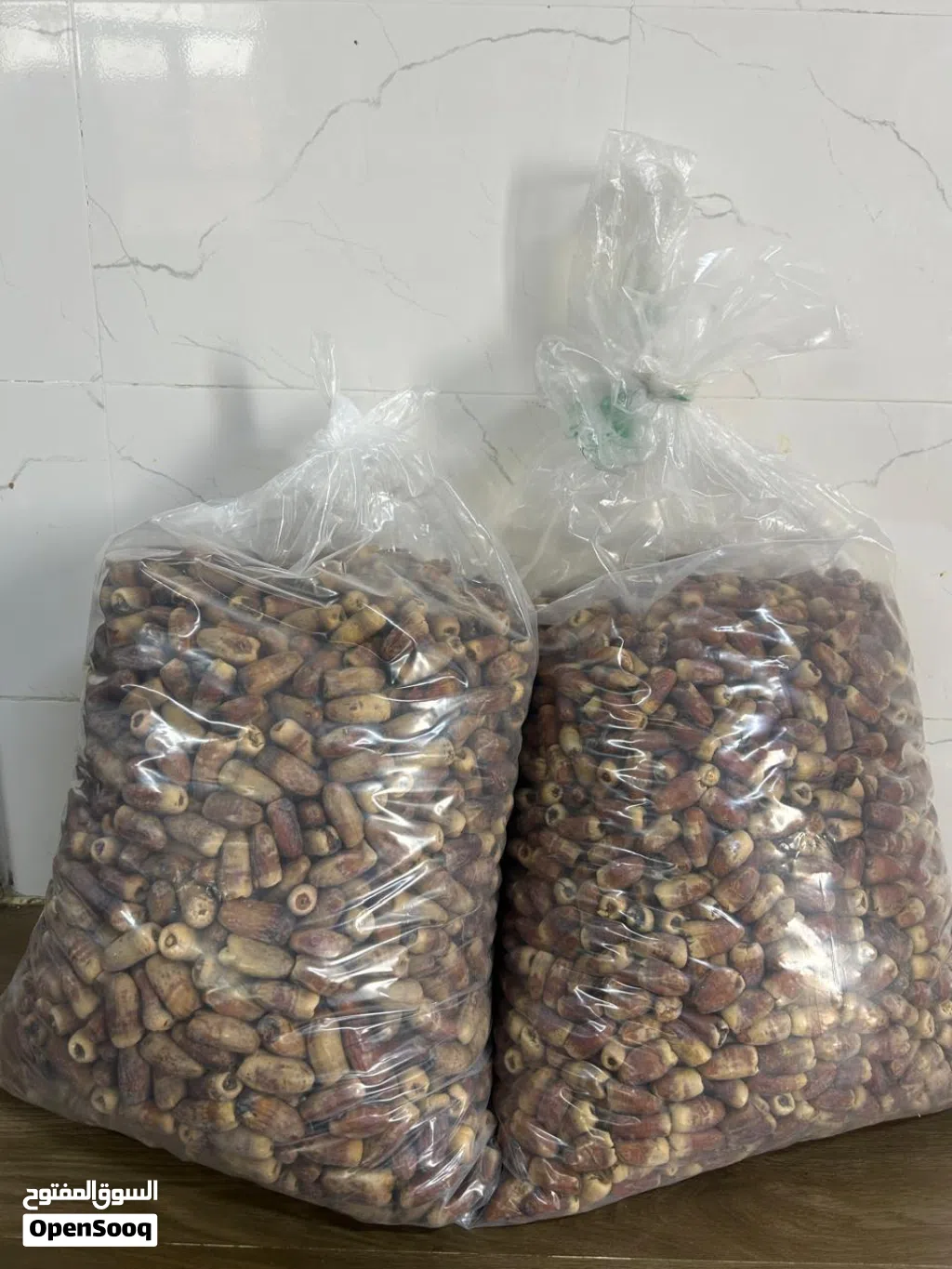 تمر نغال نوعية ممتازة