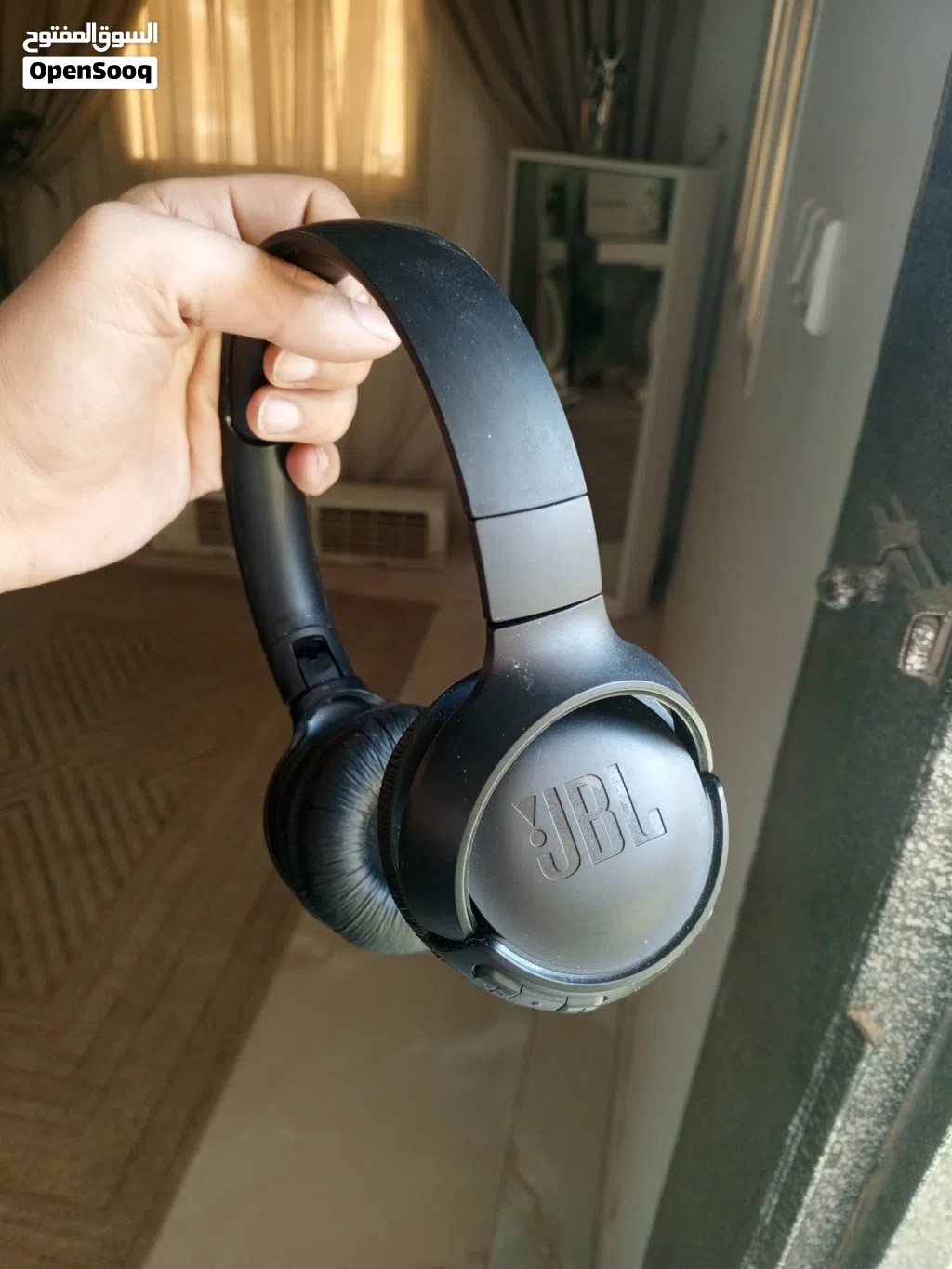 سماعات JBL