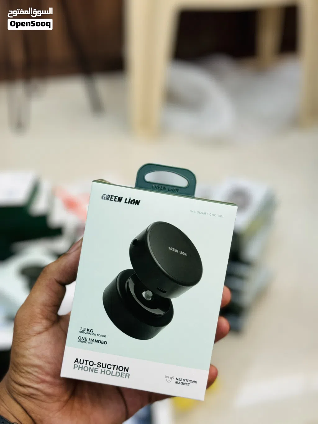 ستاند للسيارة مغناطيس تركب في اي مكان GREEN LION AUTO SUCTION PHONE HOLDER