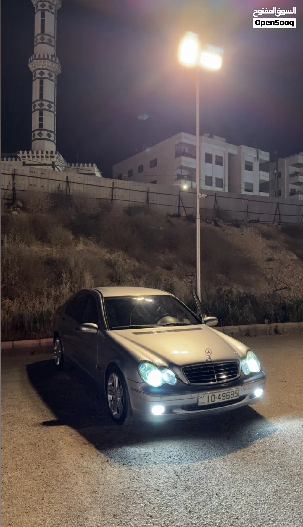 مرسيدس بنز الفئة-C C 180