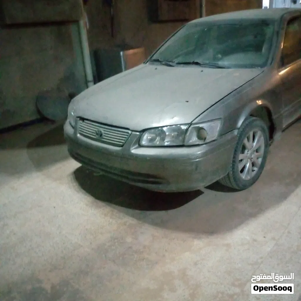 Toyota Camry SE