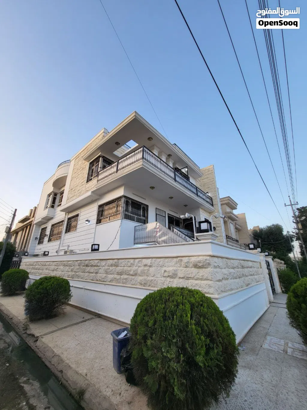 سويت مؤثث .. طابق ارضي .. مدخل منفصل .. للإيجار لمدة ثلاث اشهر او اكثر / المربع الذهبي / اربيل