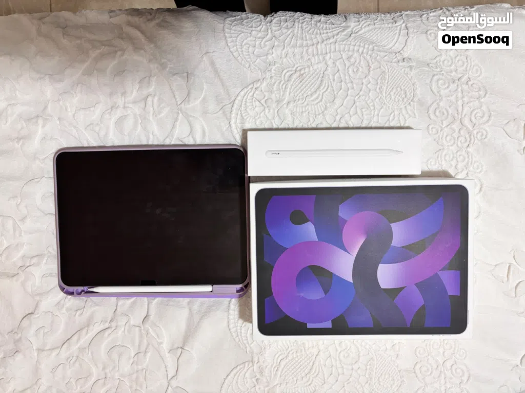 iPad Air (الجيل الخامس) 256GB - حالة ممتازة مع Apple Pencil Pro