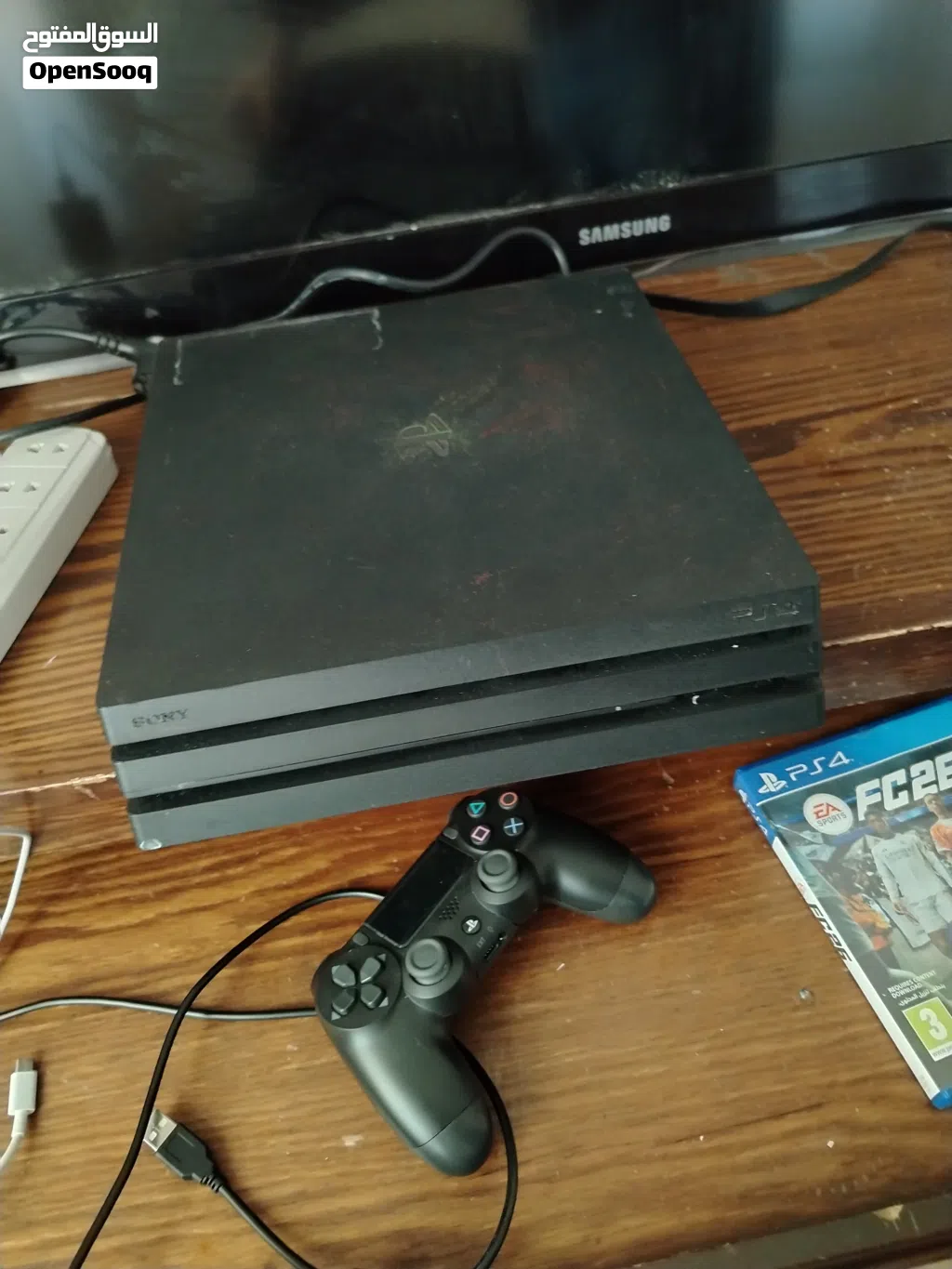 Ps4 برو للبيع