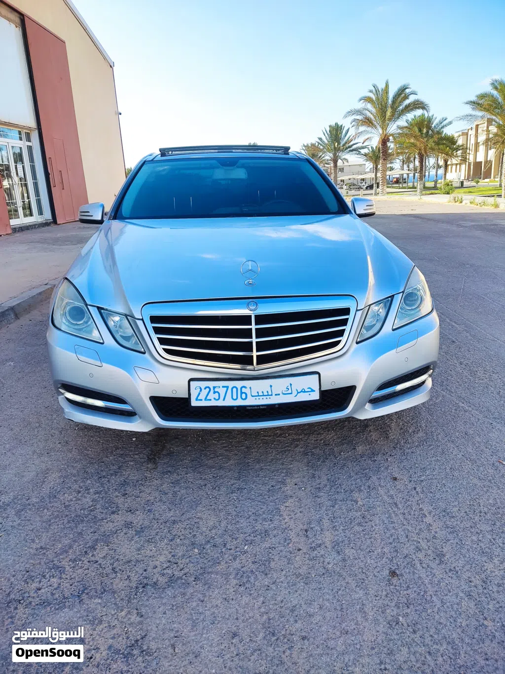 مرسيدس بنز الفئة-E E 350