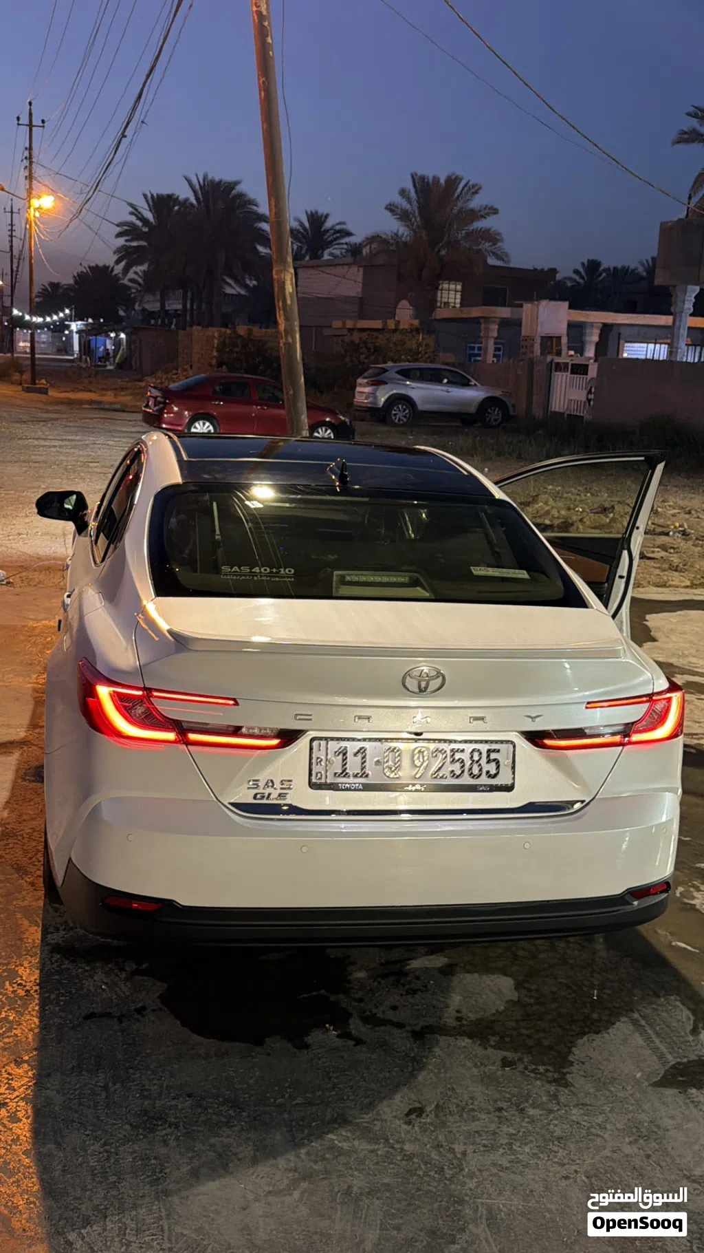Toyota Camry GLE