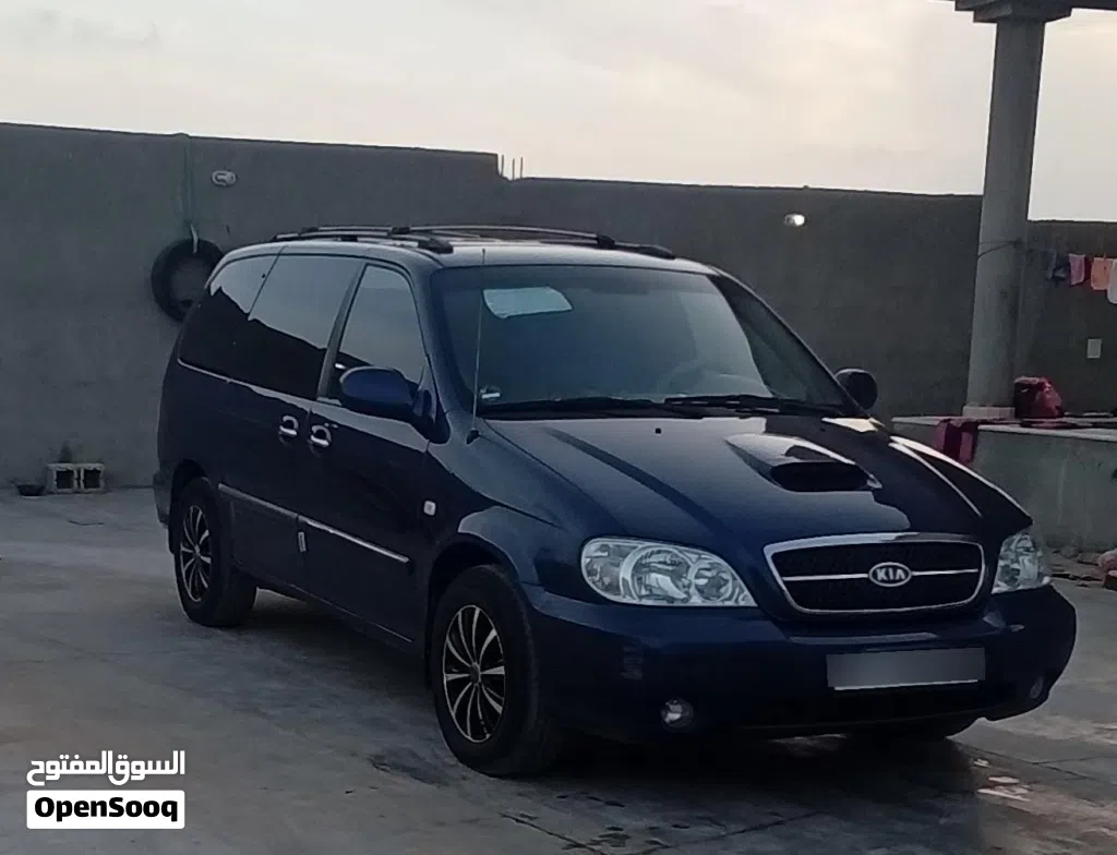 Kia Carnival EX