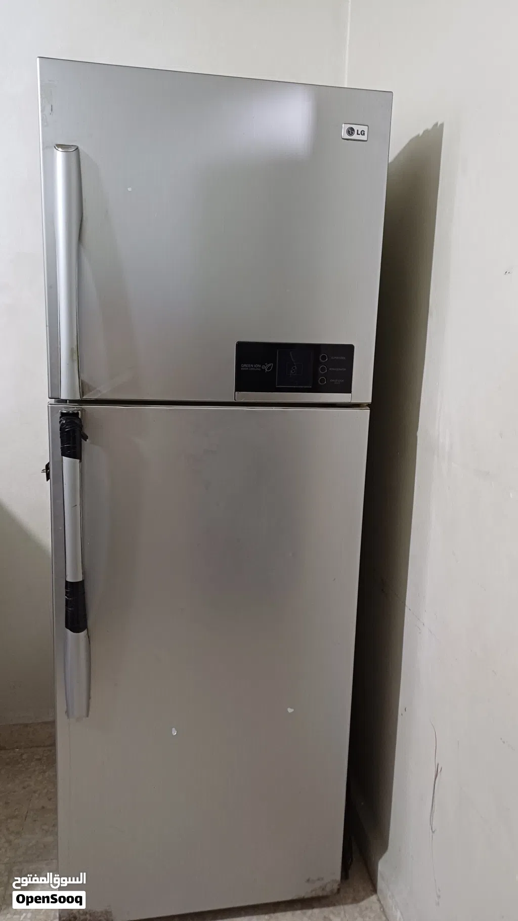 ثلاجه LG شغاله ما فيها أي مشكله سبب البيت التحديث فقط
