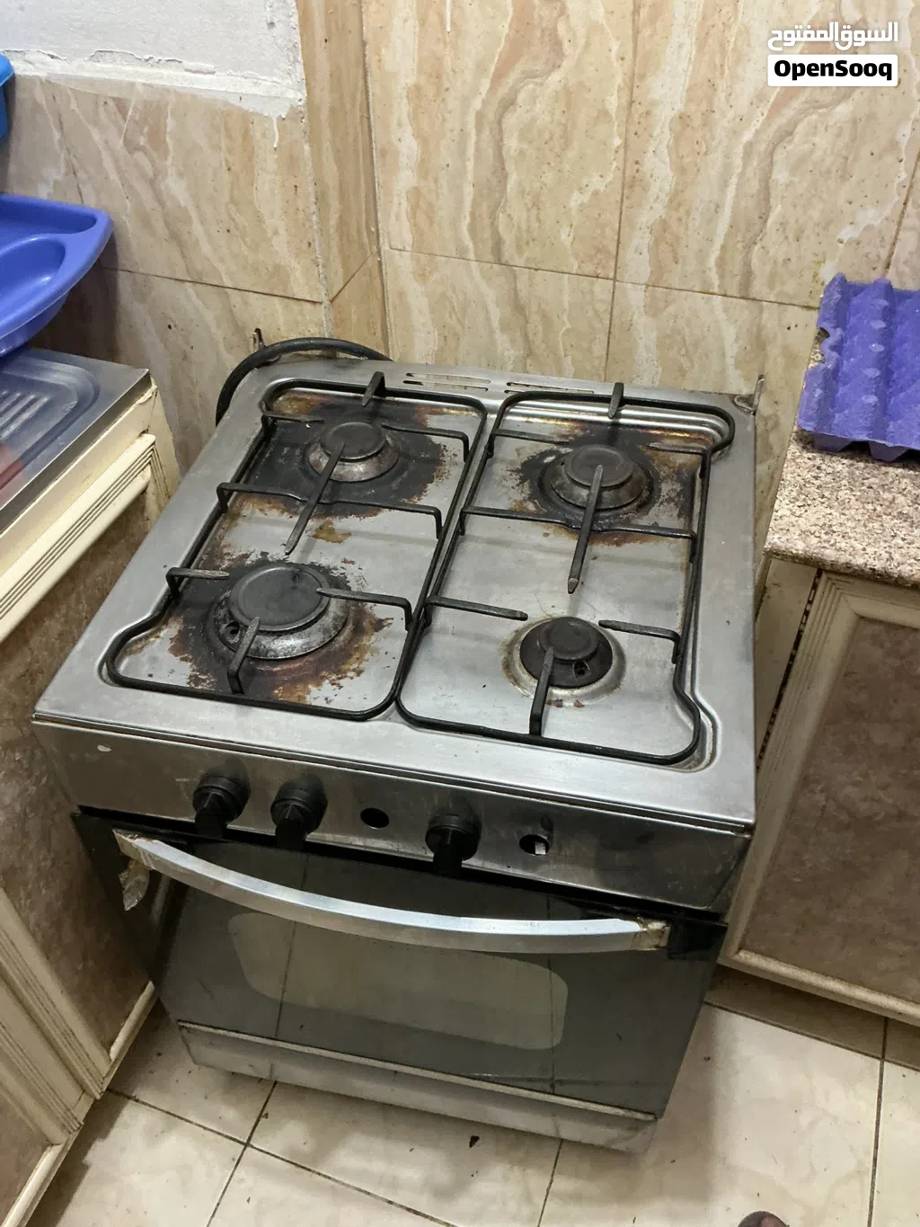 طباخ 4 عيون