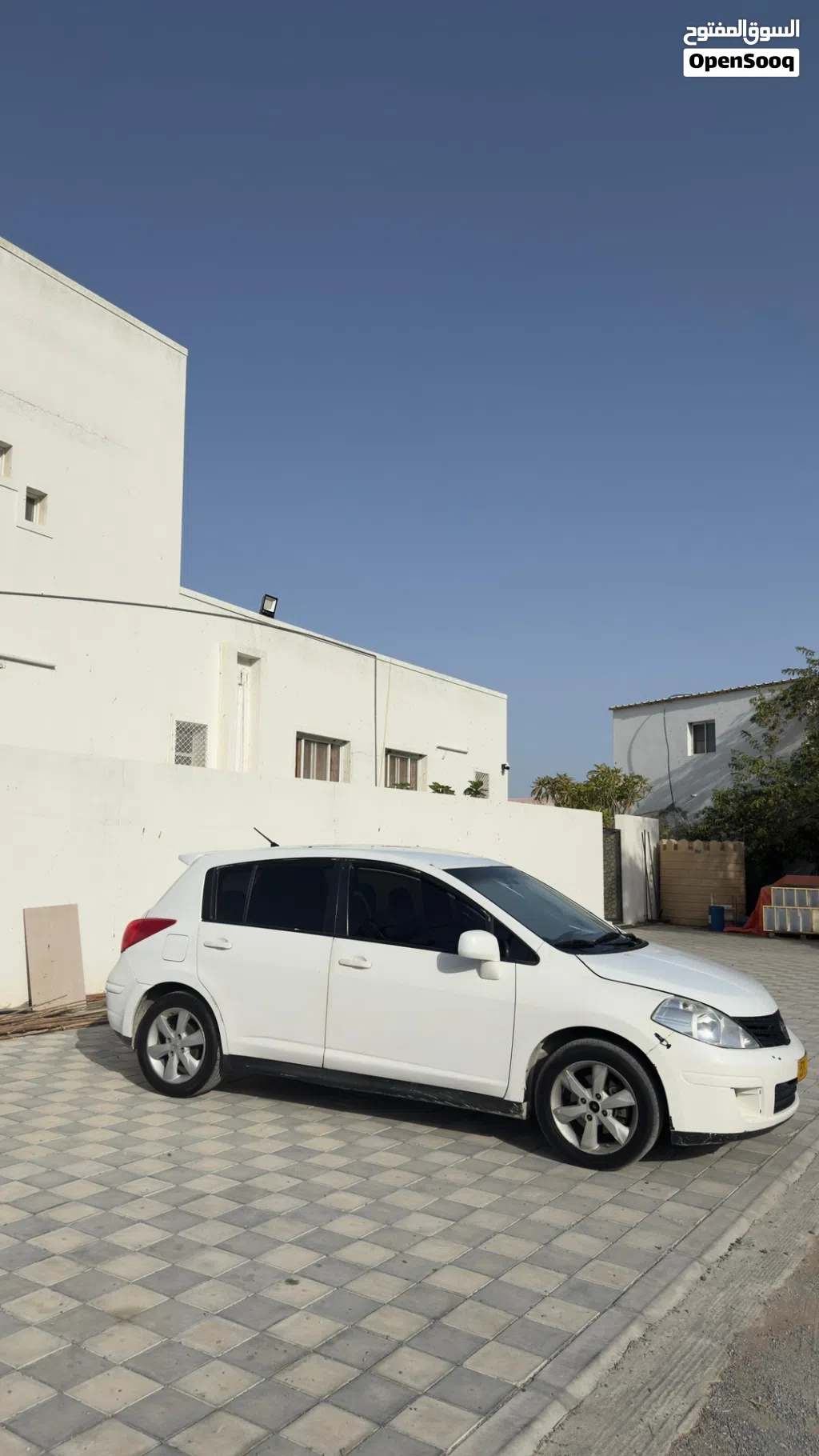 نيسان تيدا