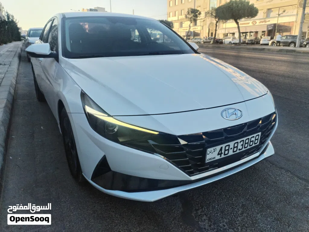 Hyundai Avante Limited