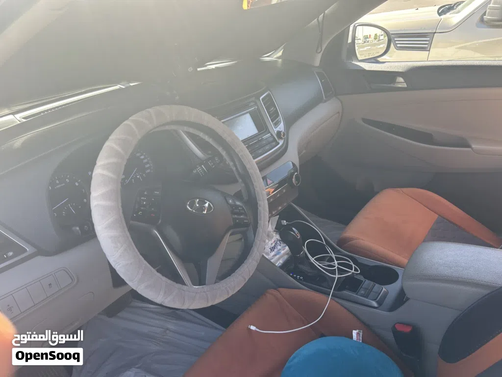 Hyundai H 100