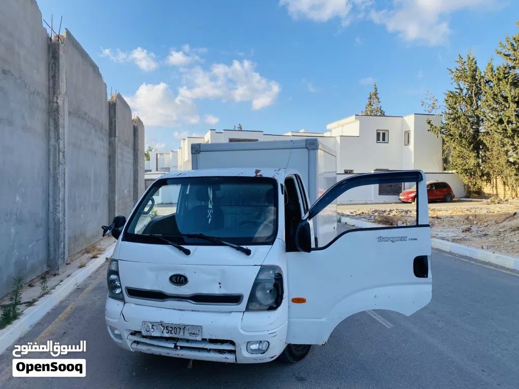 كيا بريجيو