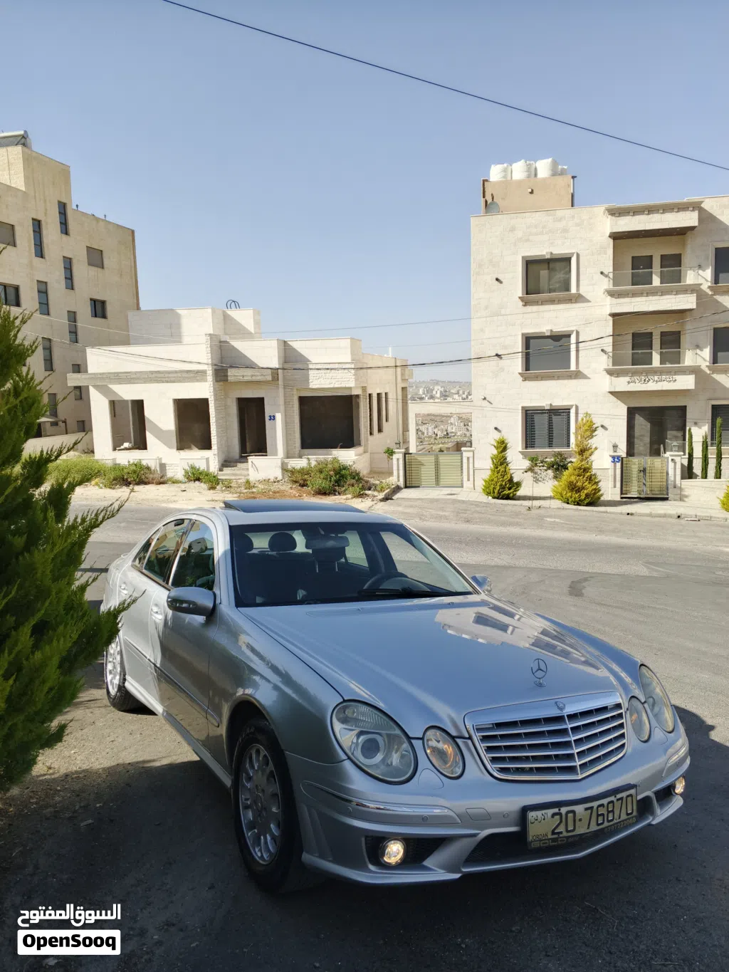 مرسيدس بنز الفئة-E E 240