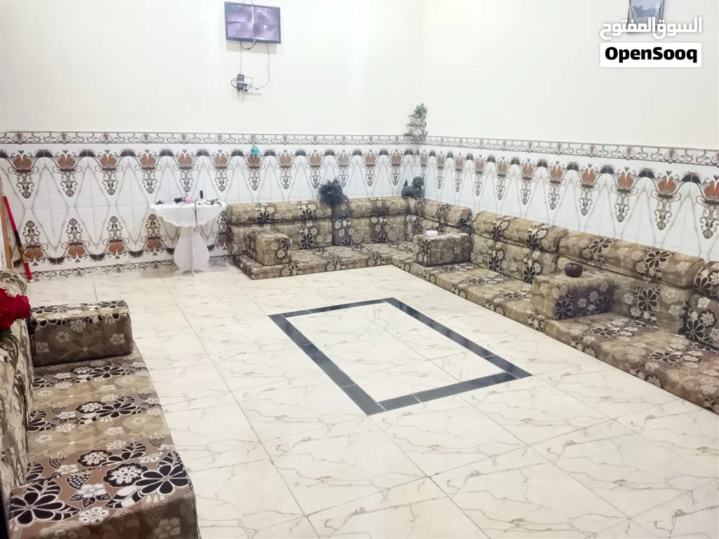 بيت للبيع العنوان الجزيره اليوبه مساحه البيت الأرض 186متر و مساحه البناء 186متر