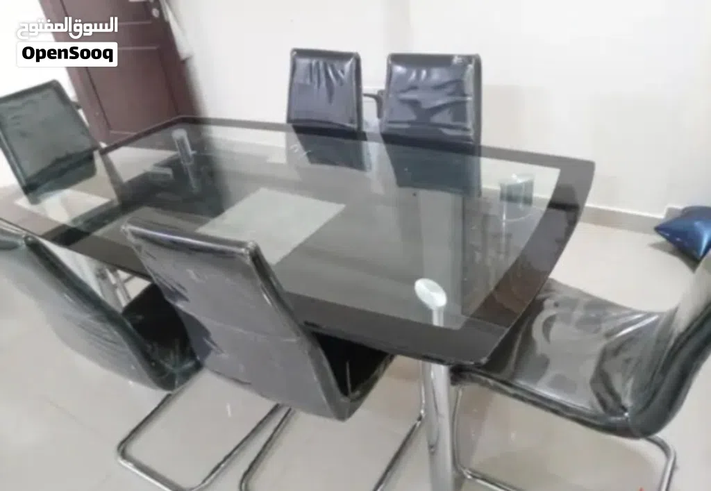 Double glass dining table