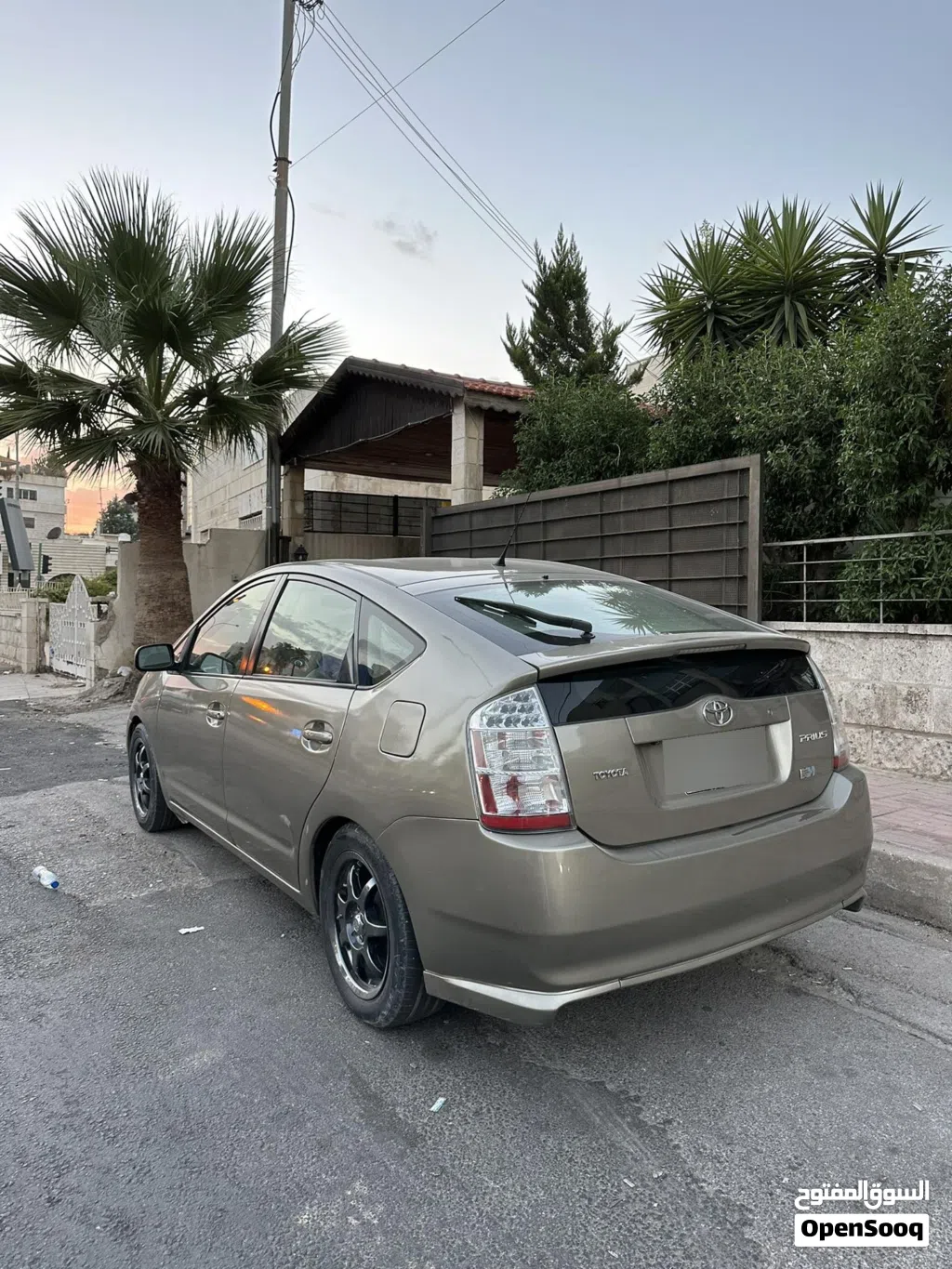 تويوتا بريوس Prius