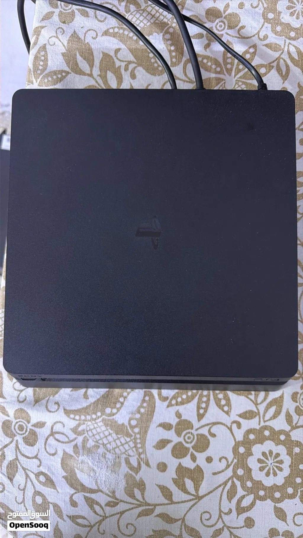 PS4 slim بلستيشن فور سلم مستعمل