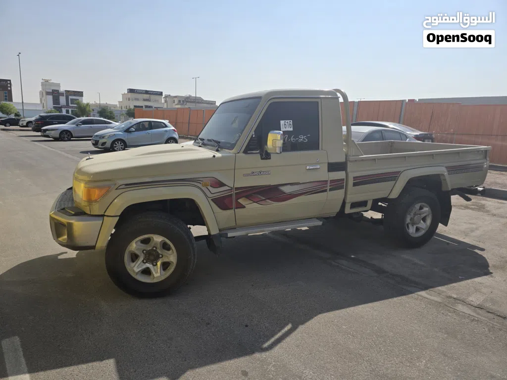 Toyota Land Cruiser Pickup - Shas
