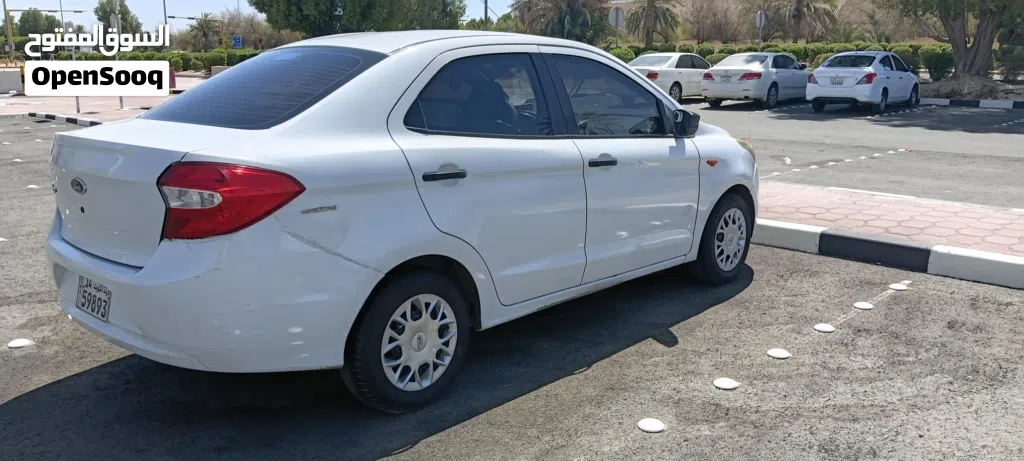 Ford Figo Ambiente