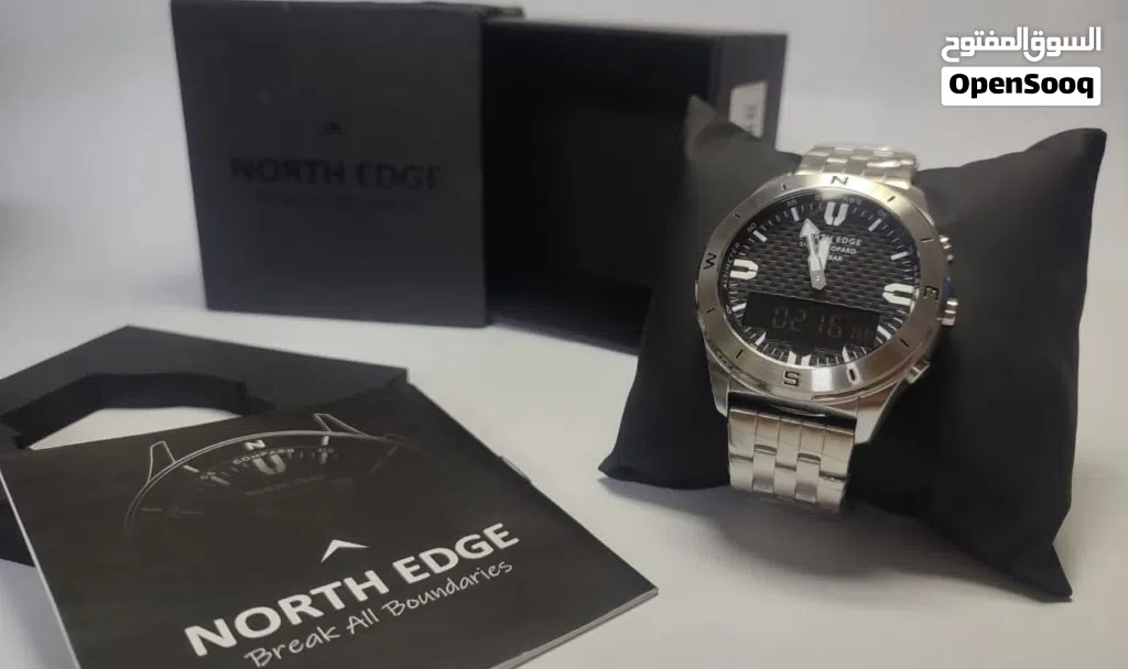 North edge الساعه الميكانيكية العالمية
