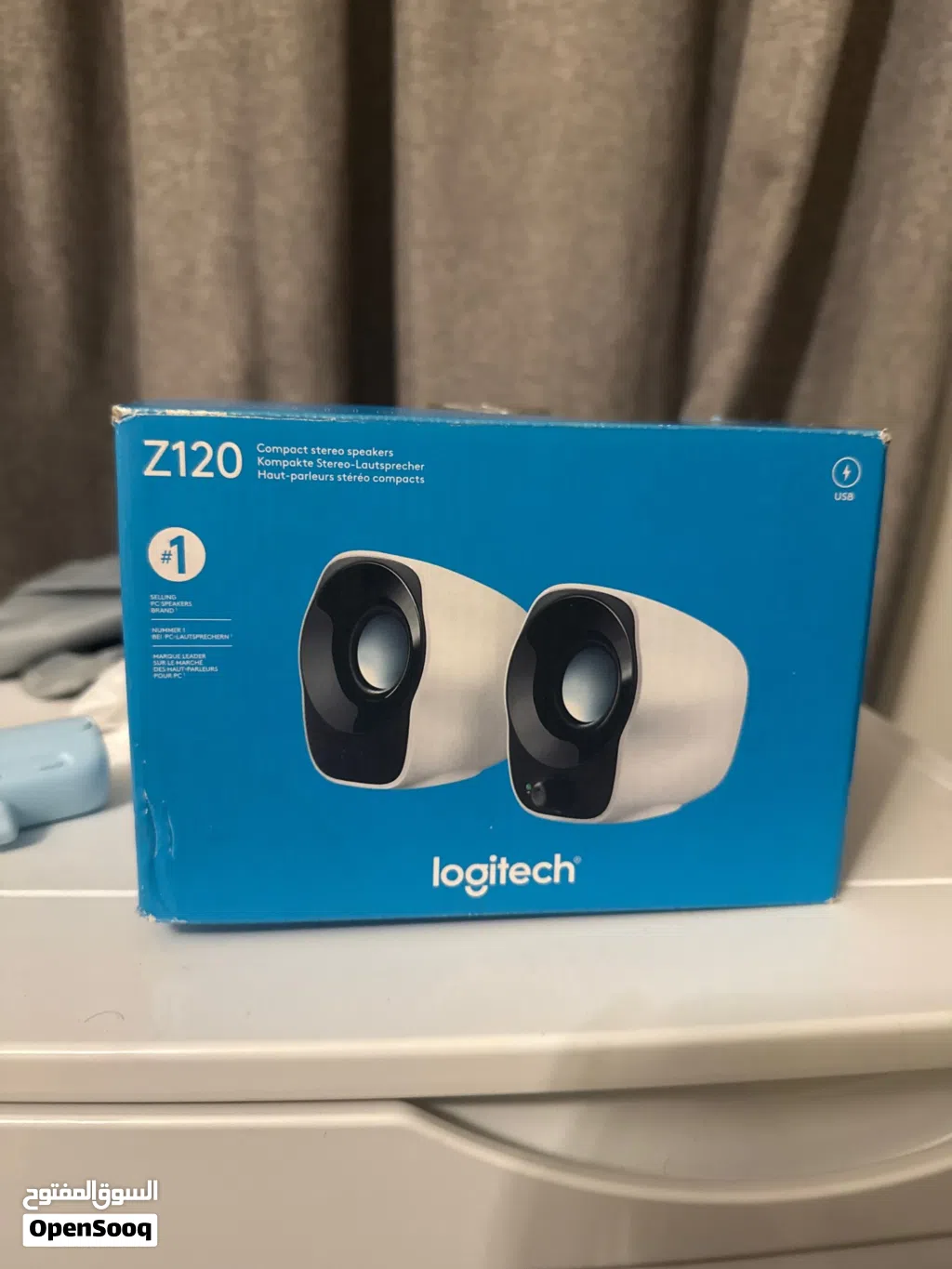 Logitech Z120 compact stereo speakers