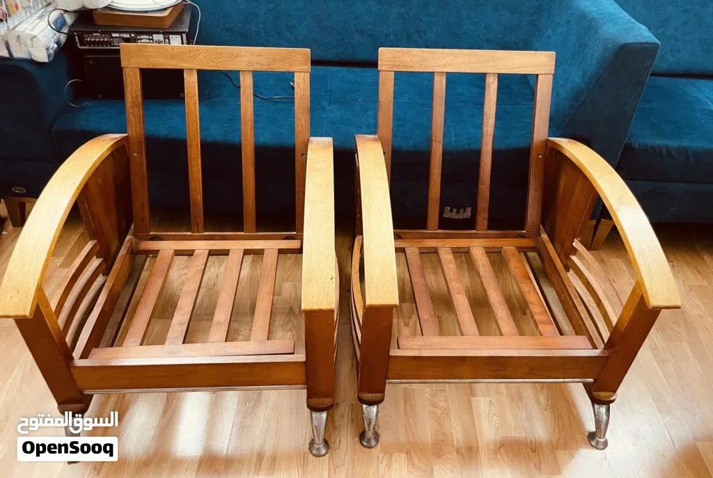 Wooden arm chair