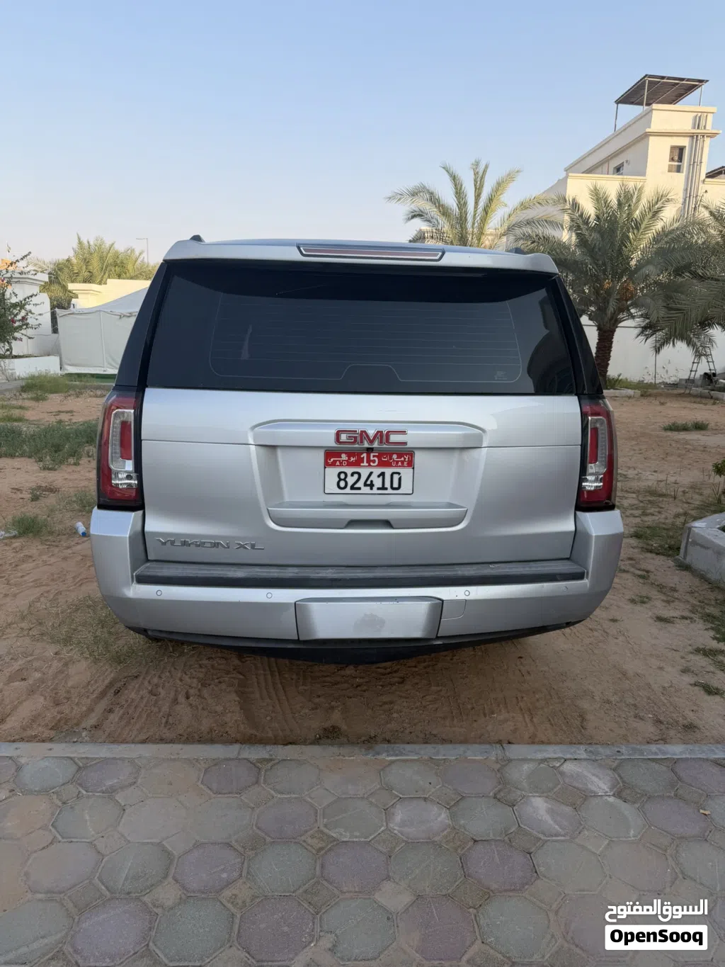 GMC Yukon Standard