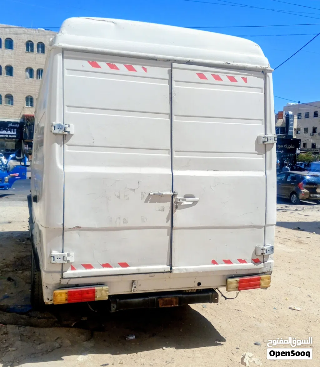 مرسيدس بنز اخرى Other