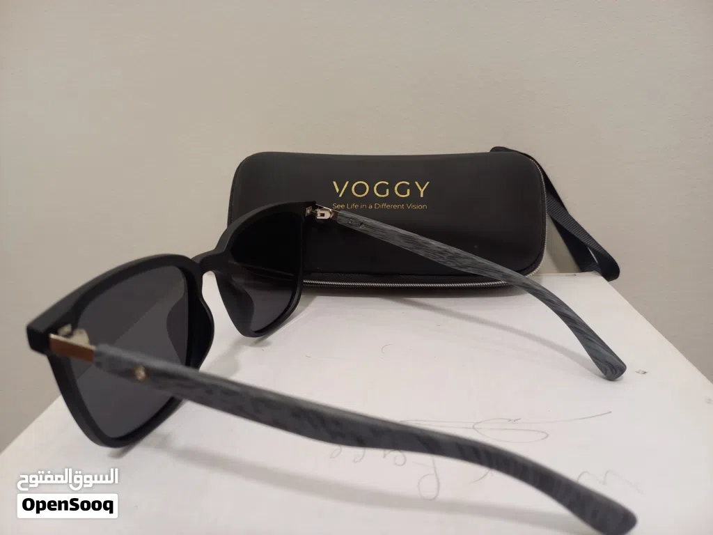 نظارة شمسية رجالية ماركة VOGGY