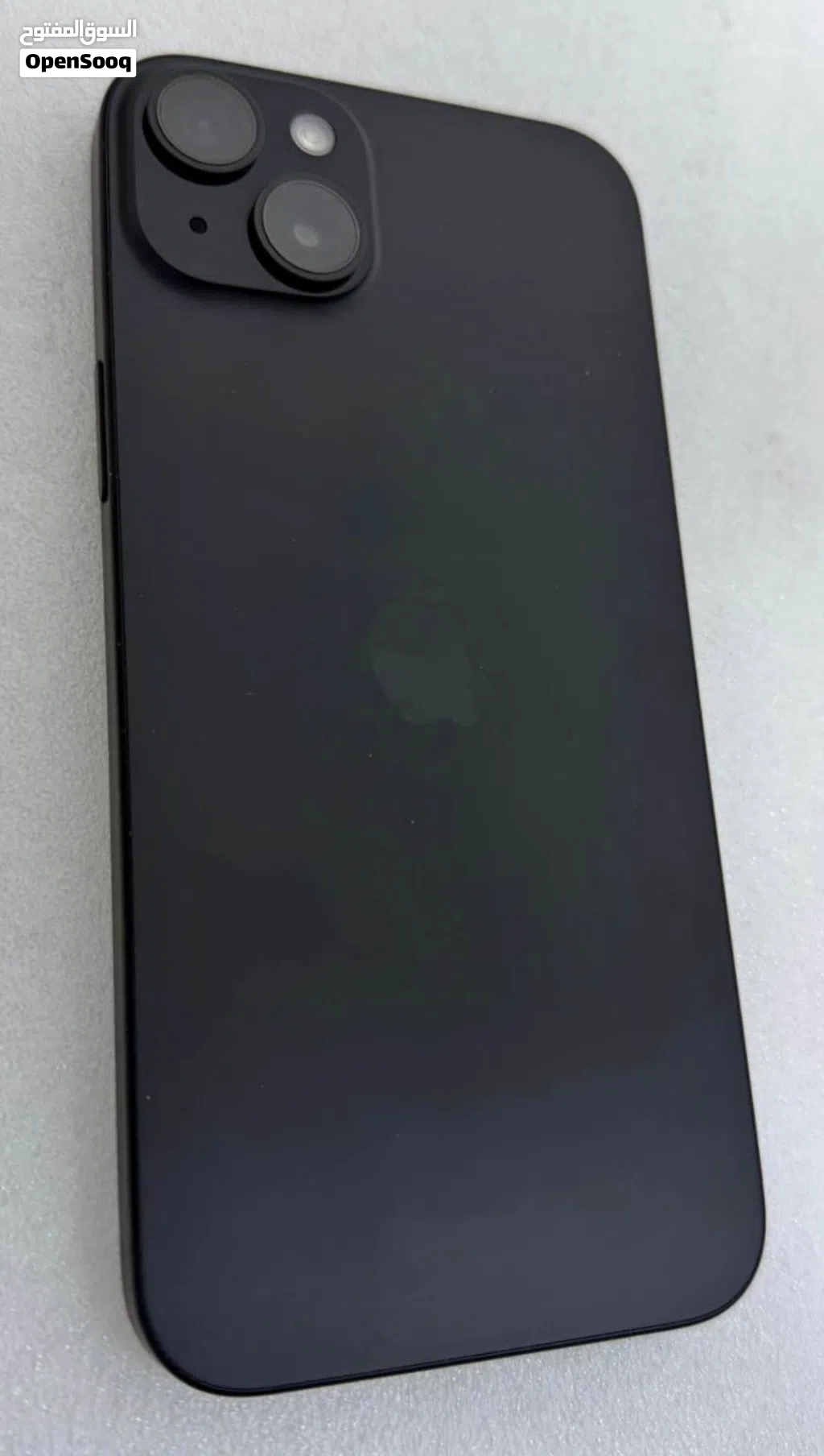 iPhone 15 Plus 256 with black dot