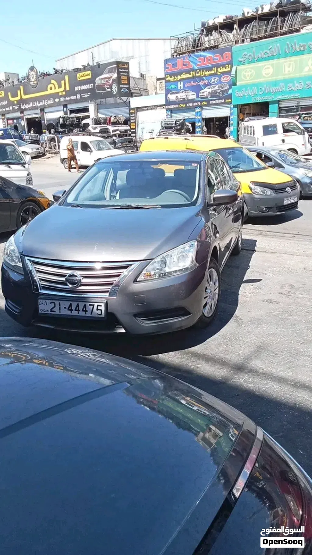 نيسان سنترا SV