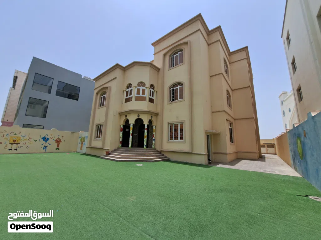 فيلا للايجار الخوض شارع مزون / Villa for rent in Al Khoud, Mazoon Street
