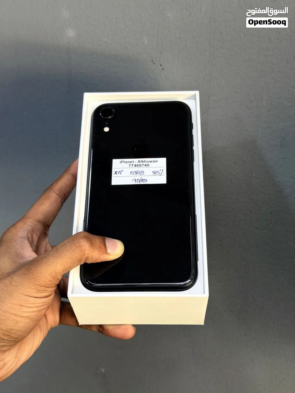 iPhone XR 128GB 85% Battery device very clean condition and good performance all good condition