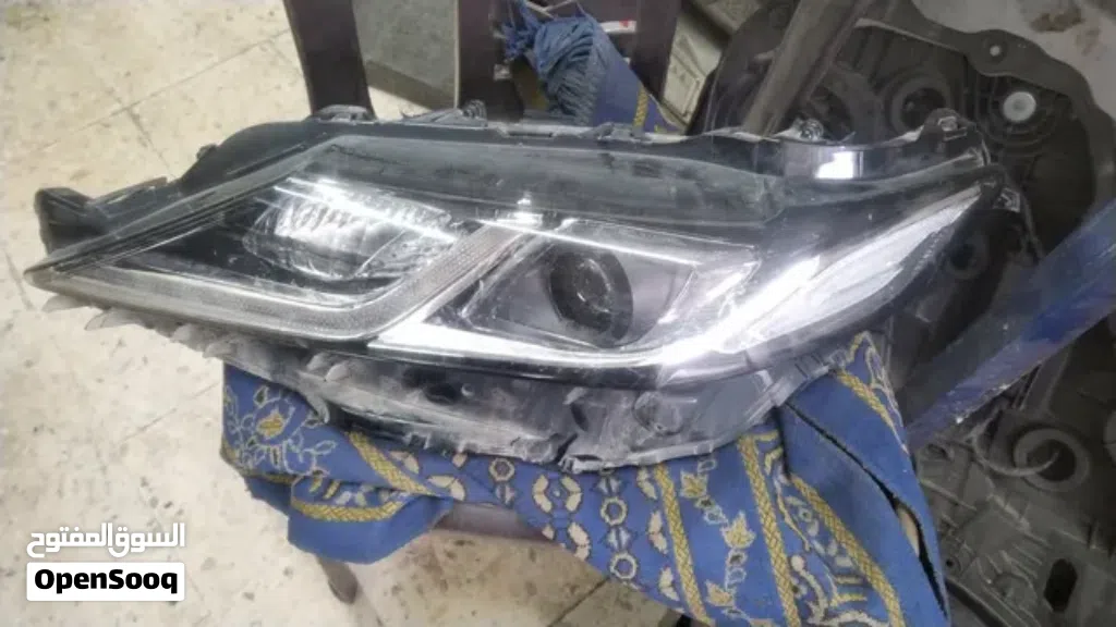 ضوء تويوتا كامري 2024