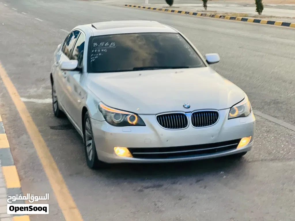 بي ام دبليو الفئة 5 528
