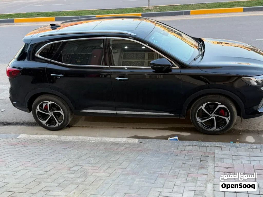 ام جي MG HS