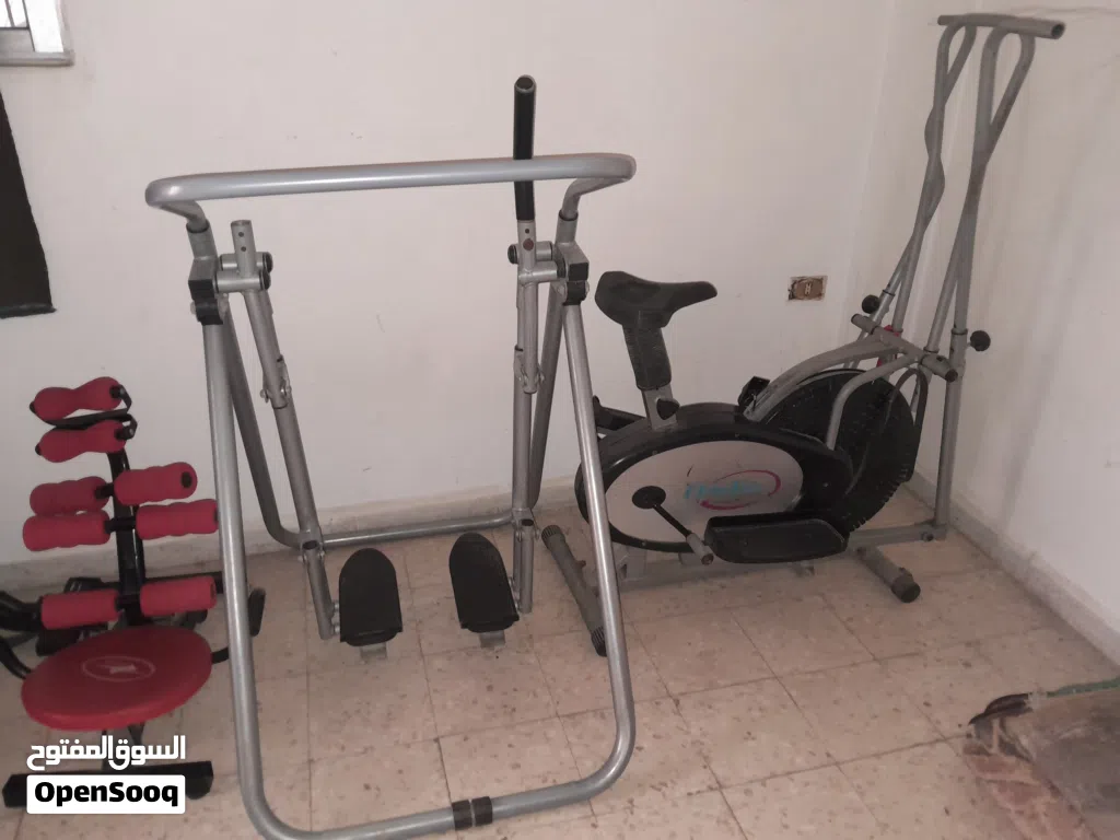 ثلاث أجهزة رياضيه للبيع
