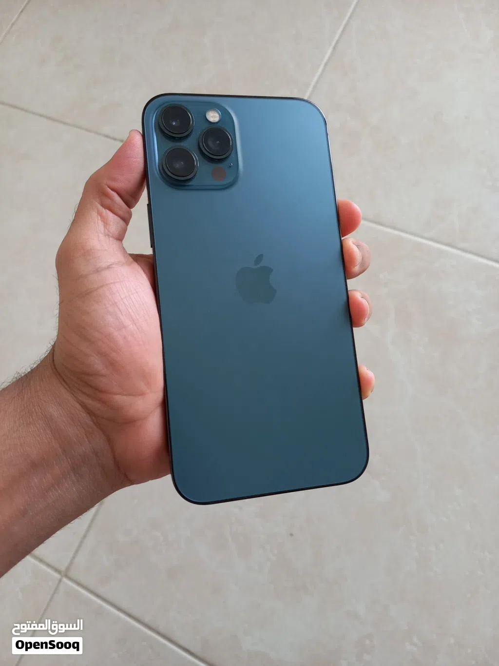 ايفون 12 برو ماكس مستعمل