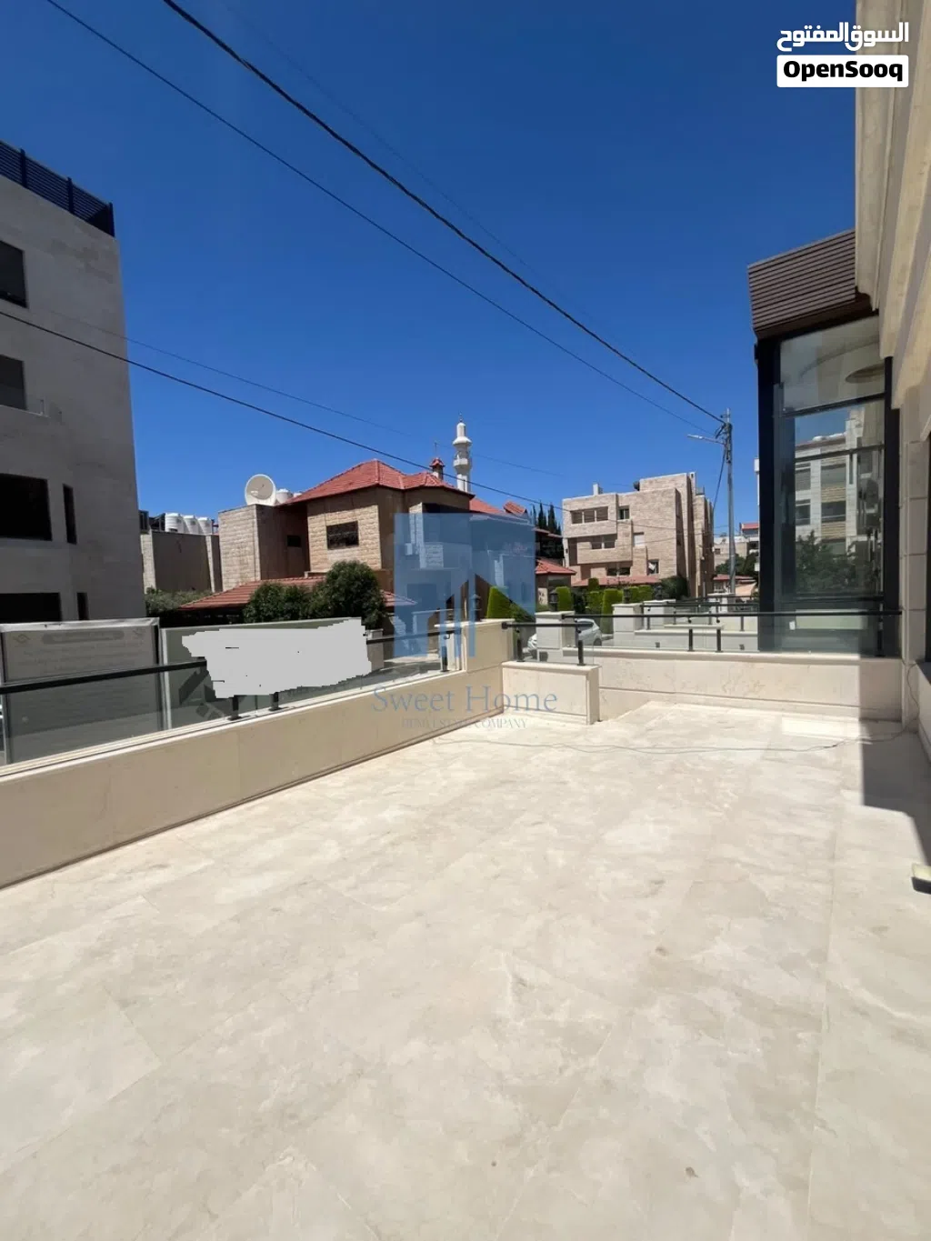 شقة أرضية فاخرة للبيع في أم أذينة - خلف سوق الذهب 220م مع ترس 50م تشطيب سوبر ديلوكس لم تسكن