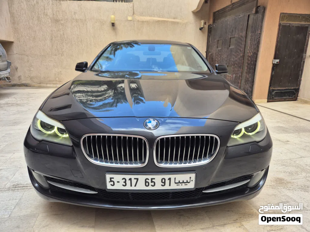 BMW 5 Series 523